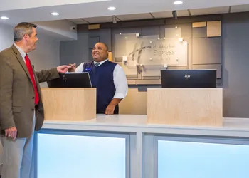 Holiday Inn Express Hotel & Suites Wilmington-University Ctr by IHG hotel thumbnail 2