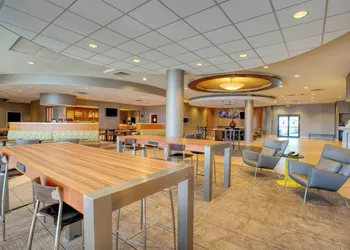 Springhill Suites by Marriott Lawrence hotel thumbnail 5