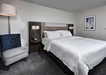 Holiday Inn Express Richmond I-64 Short Pump Area by IHG hotel thumbnail 4