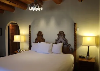 Sagebrush Inn & Suites hotel thumbnail 5