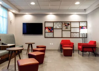 Hampton Inn Elkhorn Lake Geneva Area hotel thumbnail 3