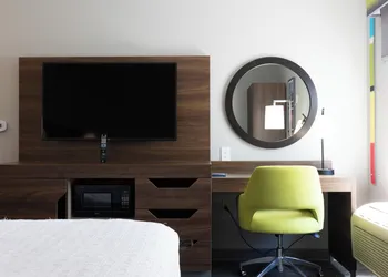Hampton Inn Elkhorn Lake Geneva Area hotel thumbnail 6