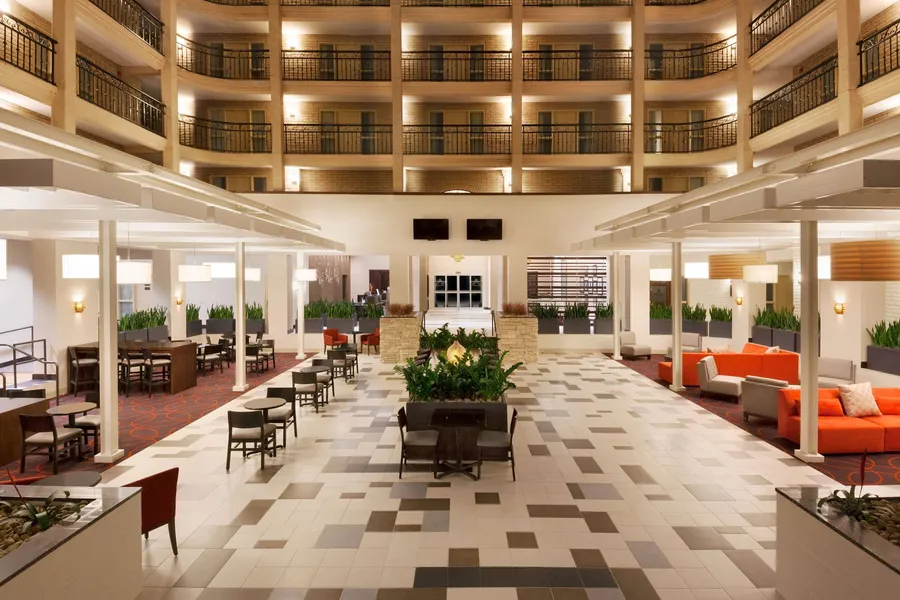 Embassy Suites Hotel Baton Rouge hotel detail image 2
