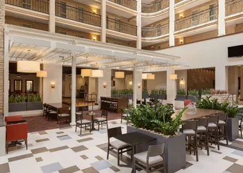 Embassy Suites Hotel Baton Rouge hotel thumbnail 3