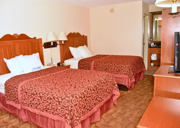 Days Inn by Wyndham Las Cruces hotel thumbnail 4