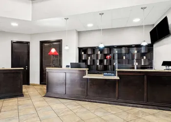SureStay Plus Hotel by Best Western Lubbock Medical Center hotel thumbnail 3
