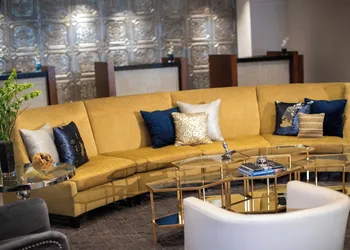 Renaissance Des Moines Savery Hotel hotel thumbnail 5