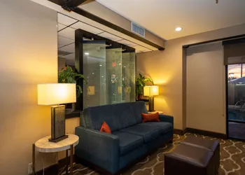 Comfort Inn Opelika - Auburn hotel thumbnail 2
