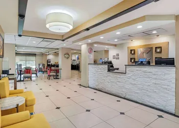Comfort Inn Opelika - Auburn hotel thumbnail 4