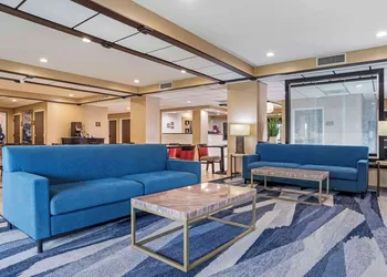 Comfort Inn Opelika - Auburn hotel thumbnail 5