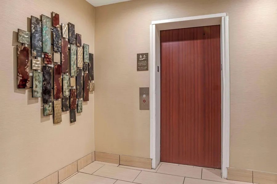 Comfort Inn Opelika - Auburn hotel detail image 6