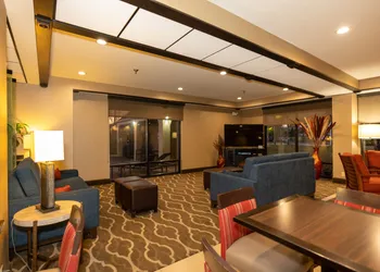Comfort Inn Opelika - Auburn hotel thumbnail 7