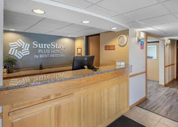 SureStay Plus Hotel by Best Western Litchfield hotel thumbnail 2