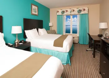 Holiday Inn Express & Suites Port Lavaca by IHG hotel thumbnail 3