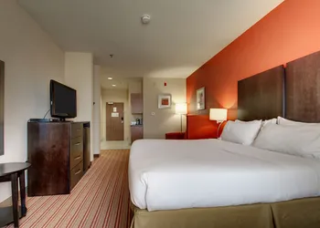 Holiday Inn Express and Suites Winona North by IHG hotel thumbnail 6