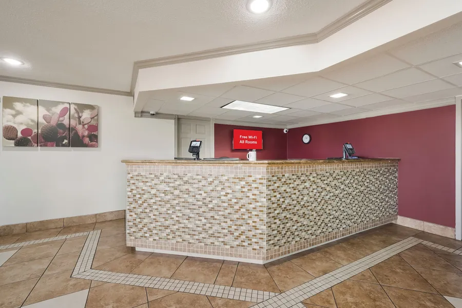 Red Roof Inn College Station hotel detail image 2