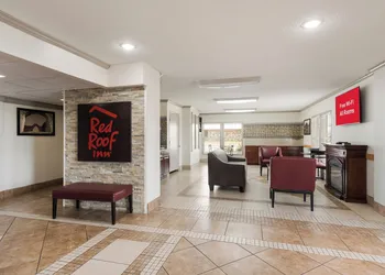 Red Roof Inn College Station hotel thumbnail 3