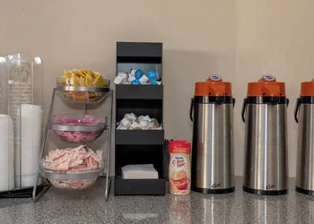 Red Roof Inn College Station hotel thumbnail 4