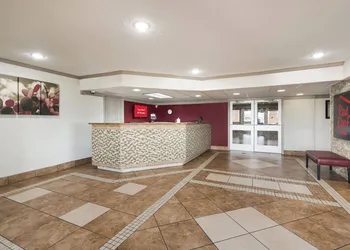 Red Roof Inn College Station hotel thumbnail 6