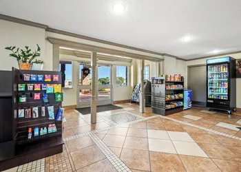 Red Roof Inn College Station hotel thumbnail 7