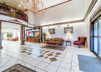 Ark Suites By OYO Jonesboro I-555 hotel thumbnail 5