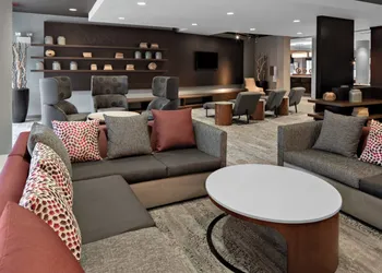 Courtyard by Marriott Raleigh North hotel thumbnail 3