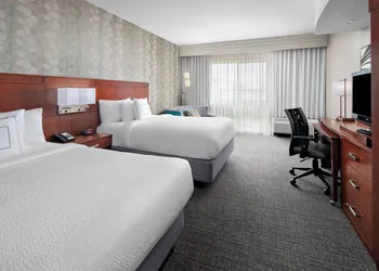 Courtyard by Marriott Raleigh North hotel thumbnail 5