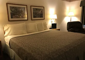 FairBridge Inn & Suites in Thorp, WI hotel thumbnail 8