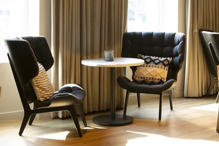The Lloyd Stamford, Tapestry Collection by Hilton hotel detail image 2