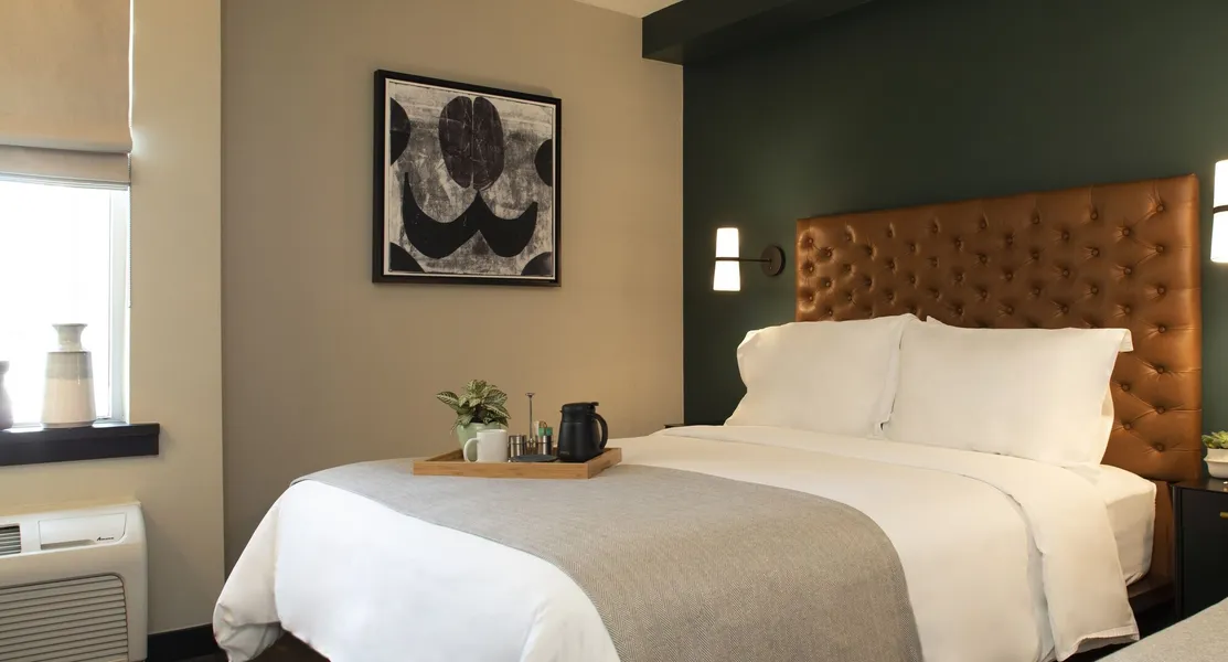 The Lloyd Stamford, Tapestry Collection by Hilton hotel detail image 6