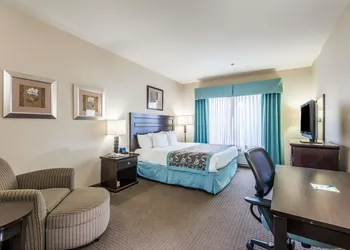 Wingate by Wyndham New Braunfels hotel thumbnail 6