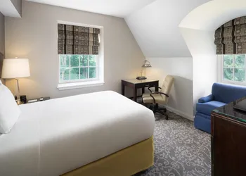 Andover Inn hotel thumbnail 5