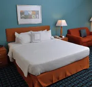 Fairfield Inn & Suites Marriott Effingham hotel detail image 5