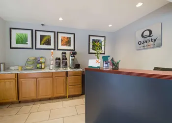 Quality Inn Great Barrington hotel thumbnail 4