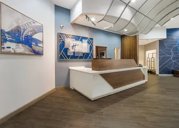 Holiday Inn Express & Suites Lexington by IHG hotel thumbnail 3