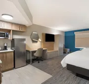 Holiday Inn Express & Suites Lexington by IHG hotel detail image 5