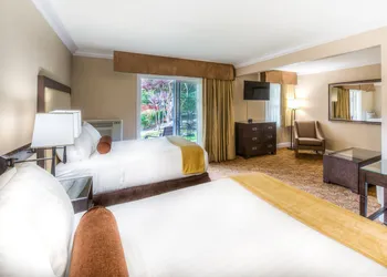 Creekside Inn hotel thumbnail 8