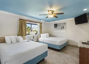 Plaza Beach Hotel Beachfront Resort hotel thumbnail 5