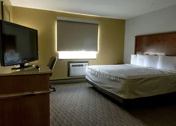 Governor's Inn a Travelodge by Wyndham hotel thumbnail 4