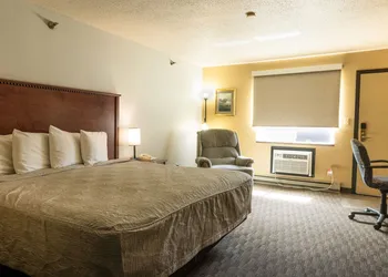 Governor's Inn a Travelodge by Wyndham hotel thumbnail 6