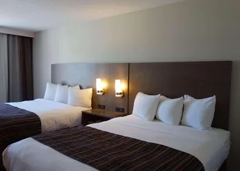 Country Inn & Suites by Radisson, Mason City, IA hotel thumbnail 4