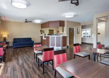Comfort Inn Rockford near Casino District hotel thumbnail 2