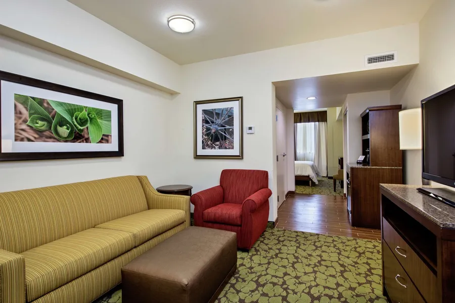 Hilton Garden Inn Lincoln Downtown/Haymarket hotel detail image 6