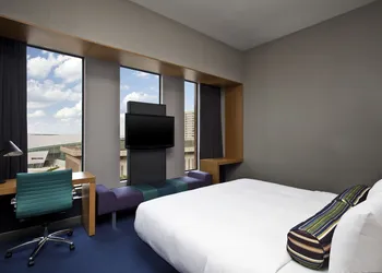 Aloft Tulsa Downtown hotel thumbnail 4