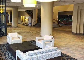 Radisson Hotel Bismarck hotel thumbnail 3