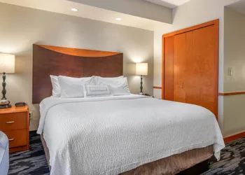 Fairfield Inn & Suites Holiday Tarpon Springs hotel thumbnail 3