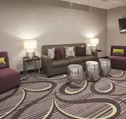 La Quinta Inn & Suites by Wyndham Minneapolis Bloomington W hotel detail image 4