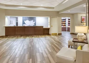 La Quinta Inn & Suites by Wyndham Minneapolis Bloomington W hotel thumbnail 7