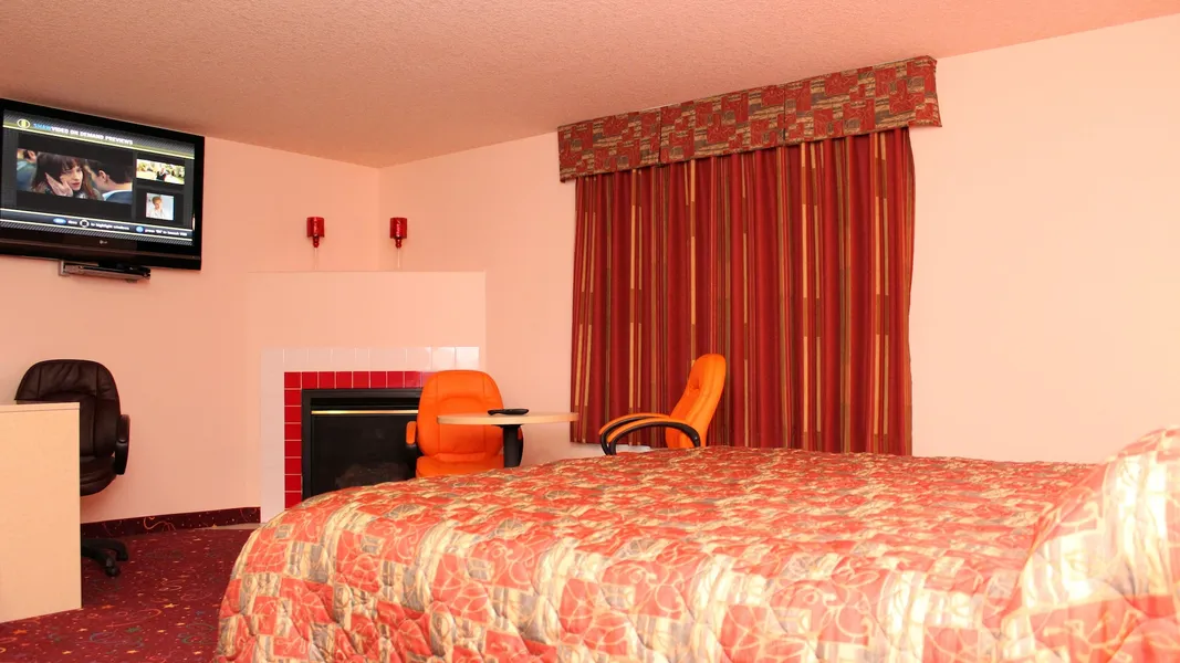 Crystal Star Inn Edmonton Airport hotel detail image 6