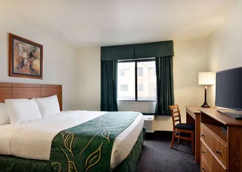 Travelodge by Wyndham Dexter hotel thumbnail 6